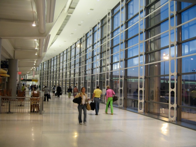 Newark_airport_Term_C